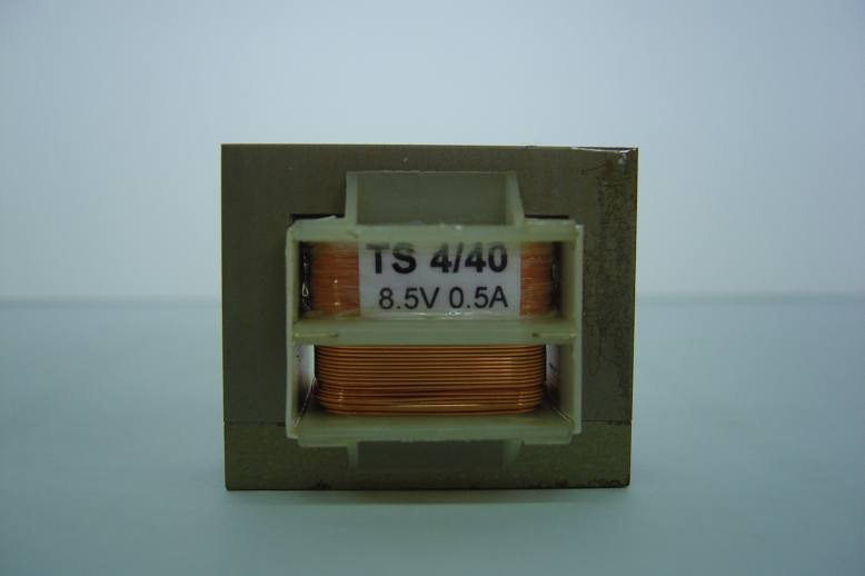 Transformator TS     4/40 (8.5V 0.5A)