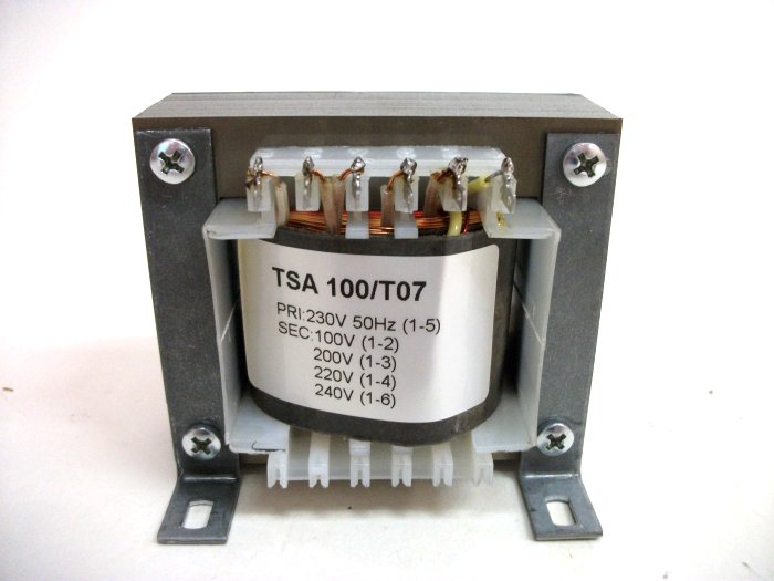 Autotransformator TSA   100/T07 230/100-200-220-240V 0.4A